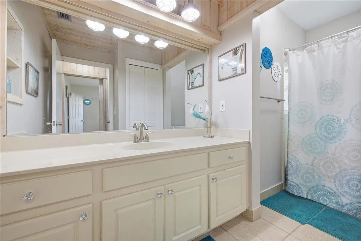 Secondary Bath