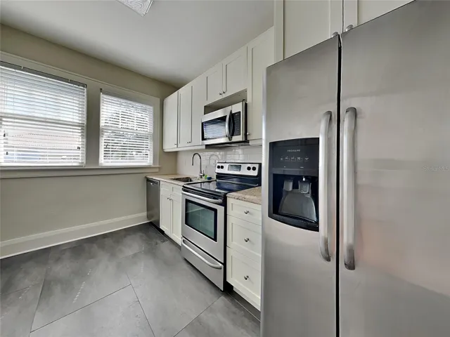 Kitchen Pics of unit 3