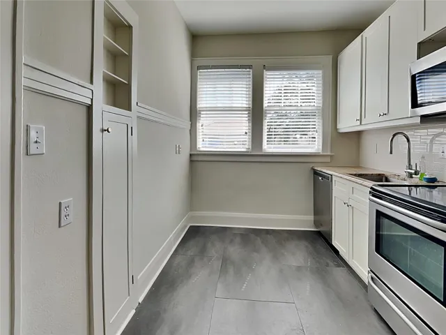 Kitchen Pics of unit 3