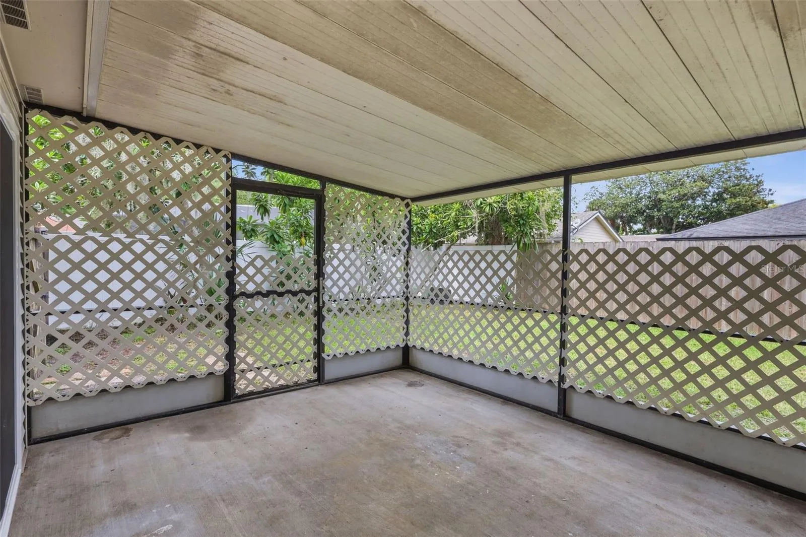 screened patio