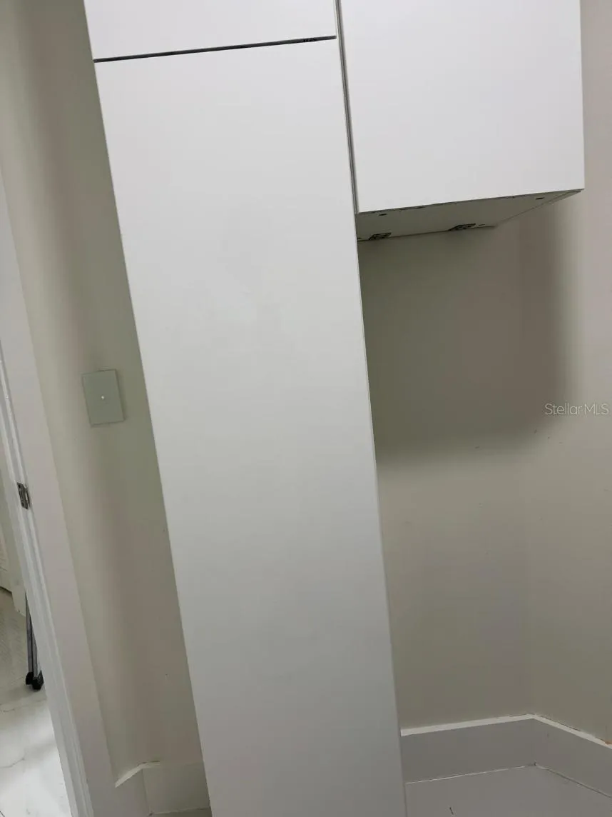 LAUNDRY ROOM, SECOND FLOOR.