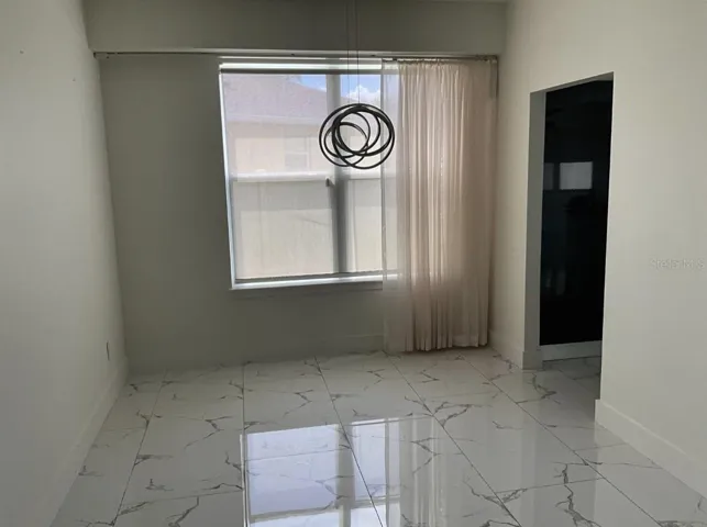 FORMAL DINNING ROOM