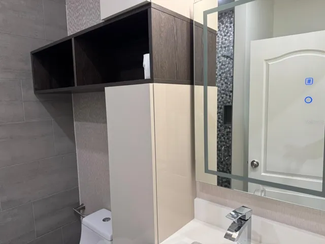 BATHROOM 1, FIRST FLOOR