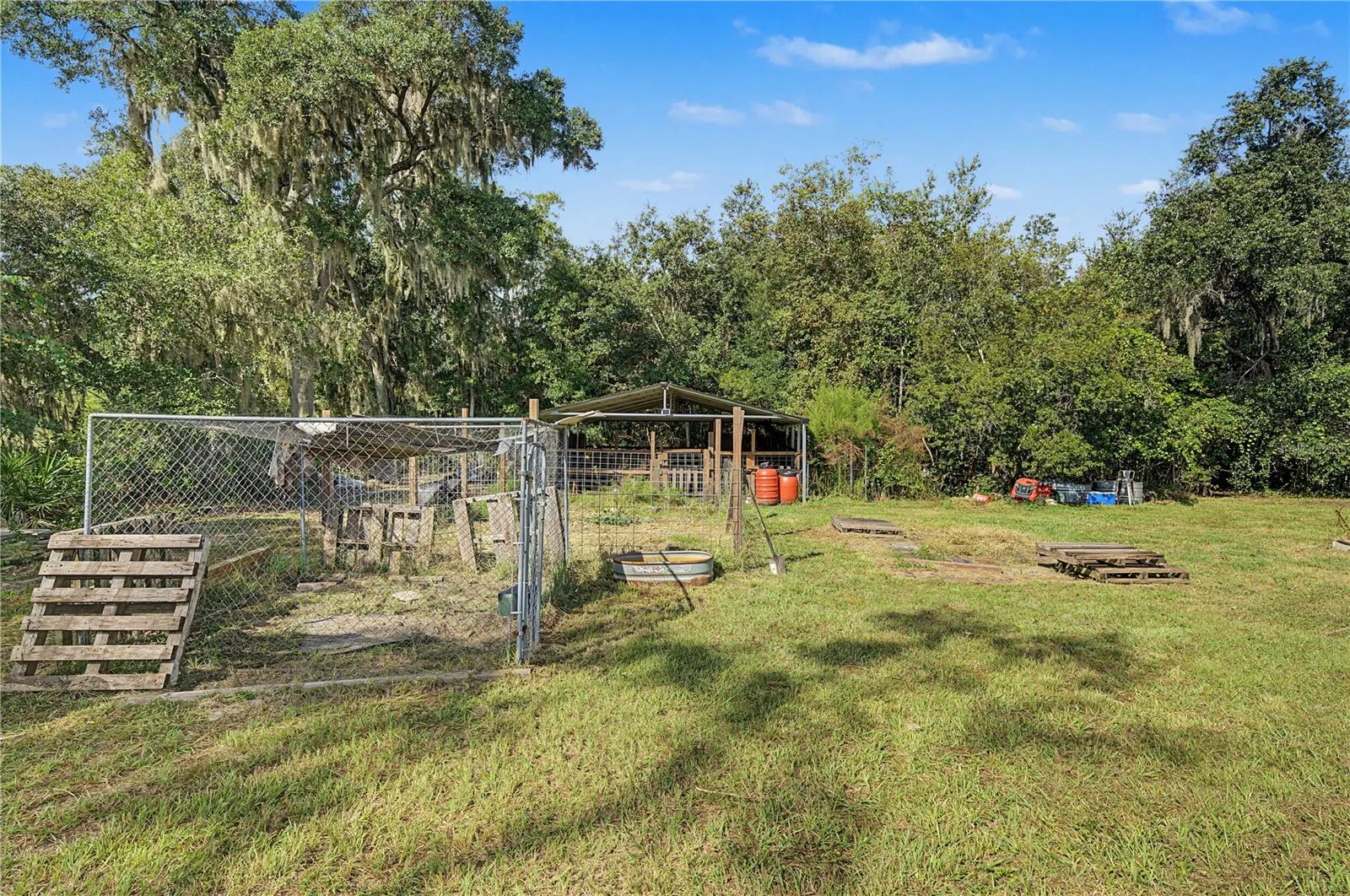 Fenced In Animal Area - 30436 Calle Lane