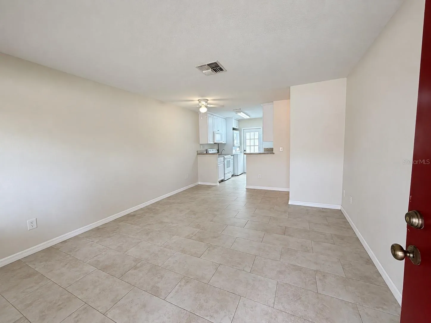 Living room/kitchen