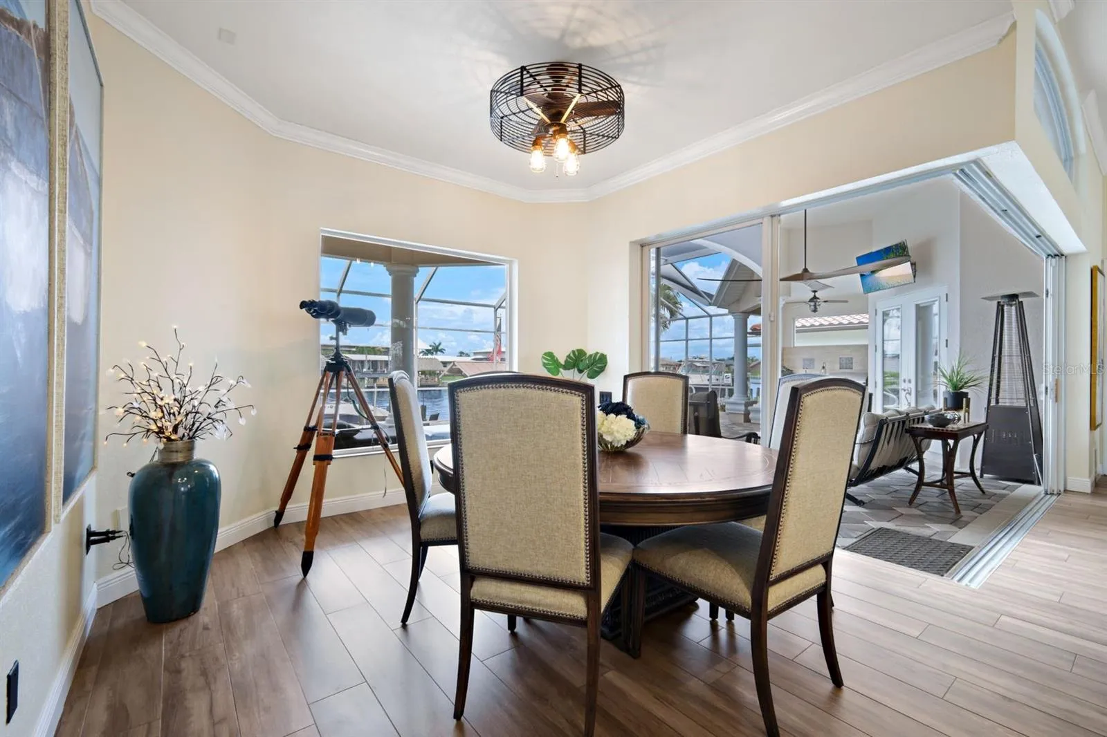Dining Nook
