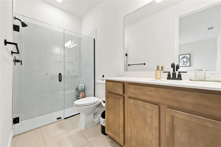 Guest Bathroom 1