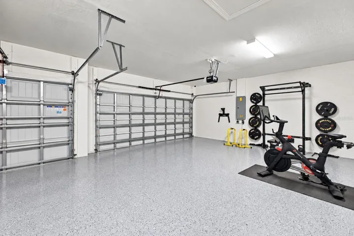 3 Car Garage