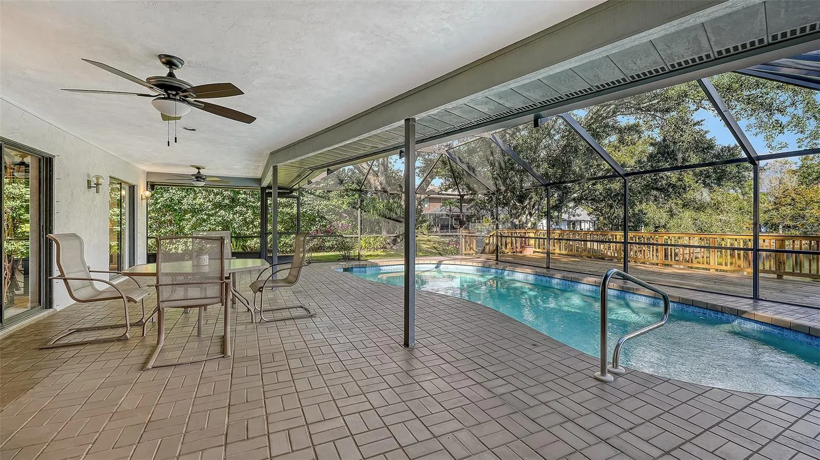 Large Covered Lanai