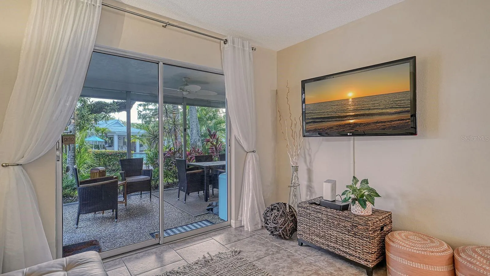 Glass Sliders Leading to Lanai