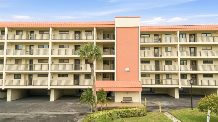 Building C at Harbor Greens