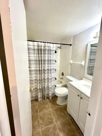 Bathroom - Tub/showe combo
