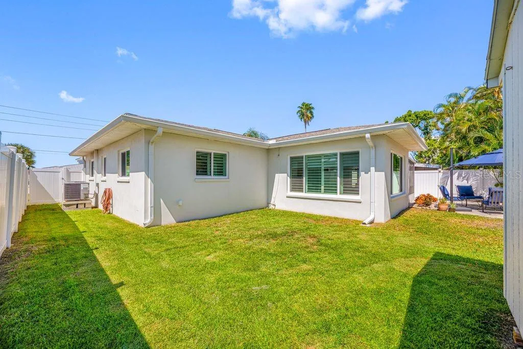 Right Side of Home - Green Space for Family Fun and Pets