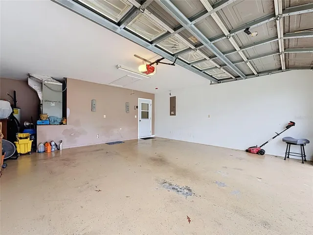 2-Car Garage