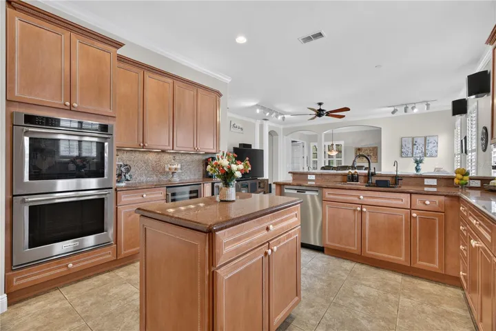 Dual Kitchen Aid Oven