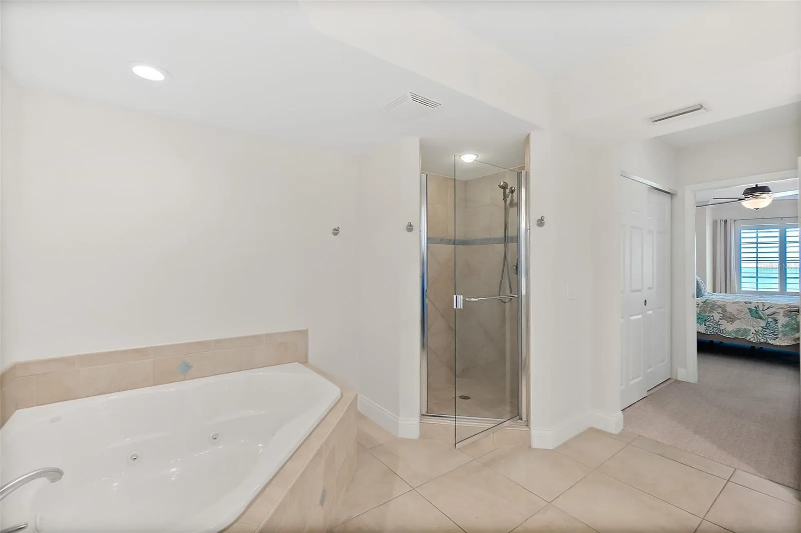 Shower and tub