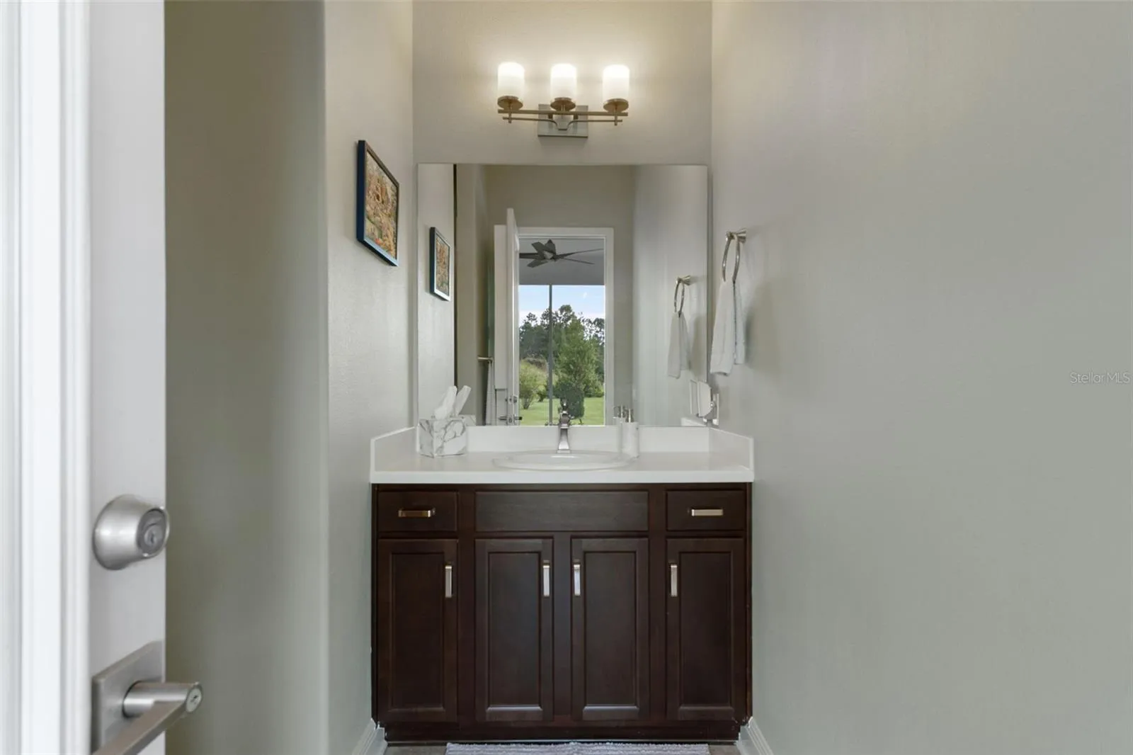 private lanai bathroom