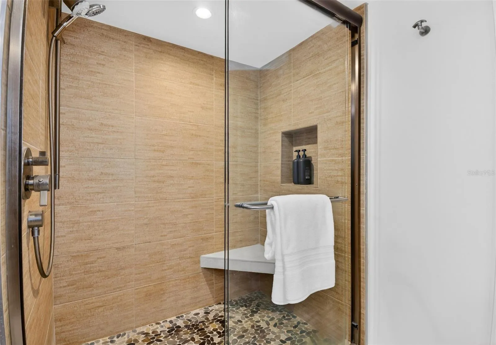 4708 Ocean Boulevard, unit E4