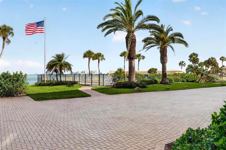 4708 Ocean Boulevard, unit E4