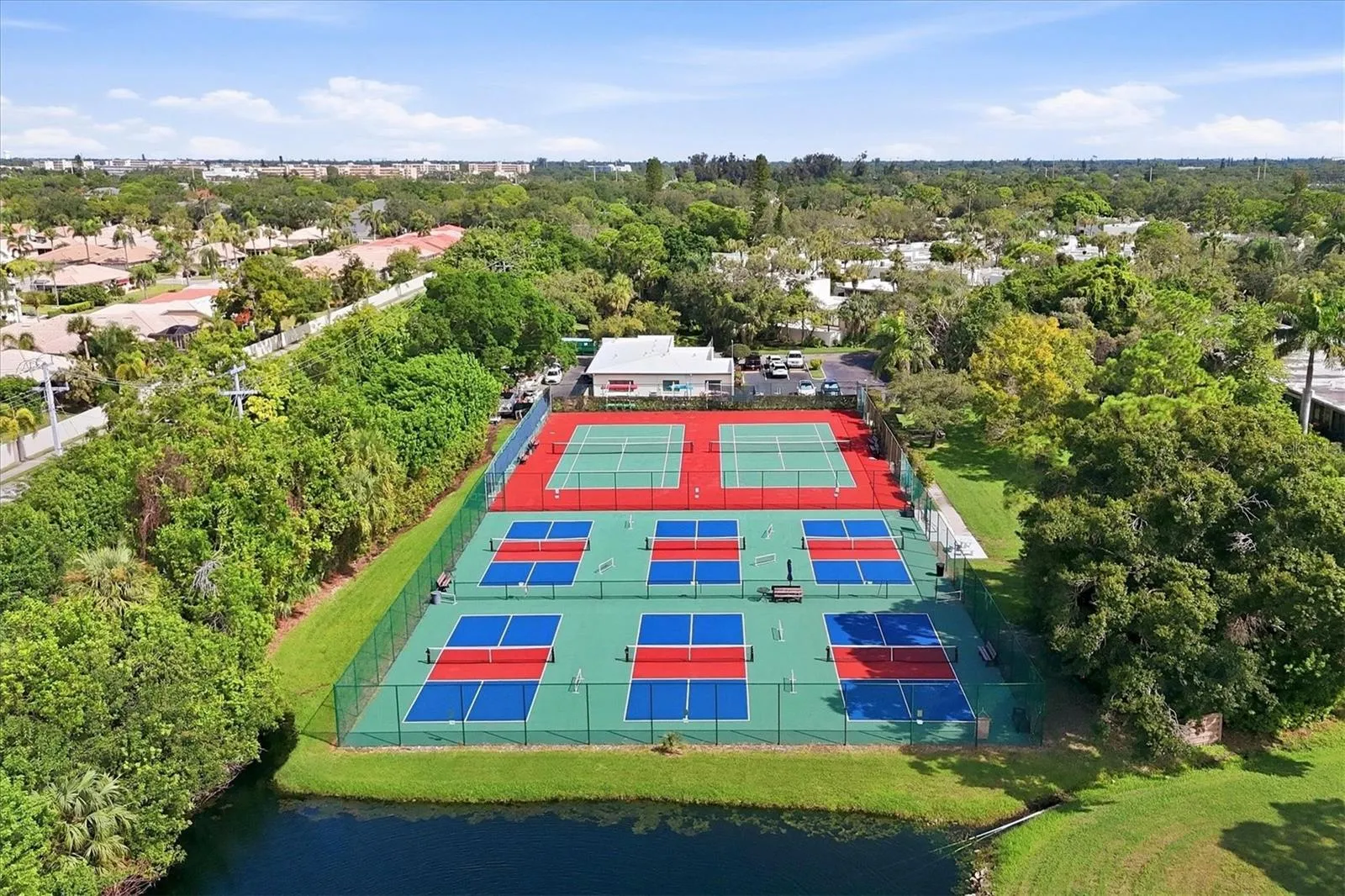 Tennis & Pickleball