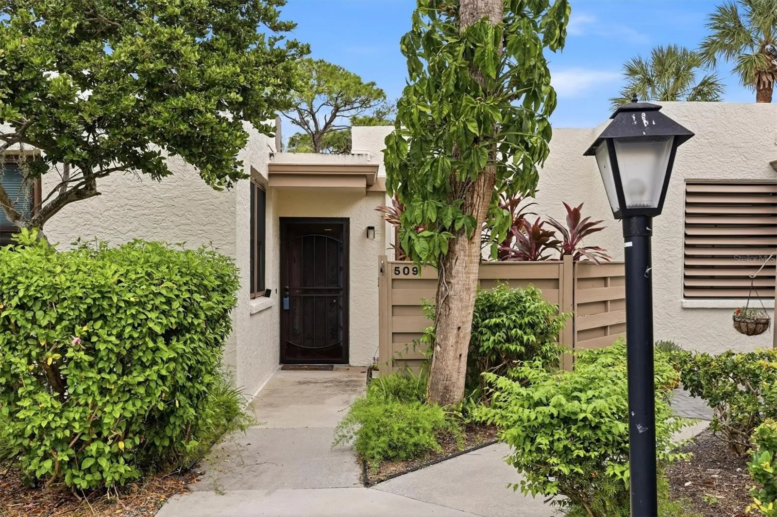 Entry with Court Yard