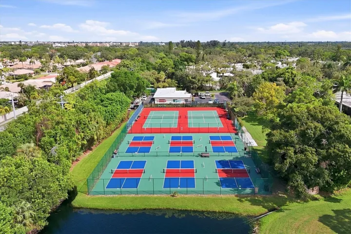 Tennis & Pickleball