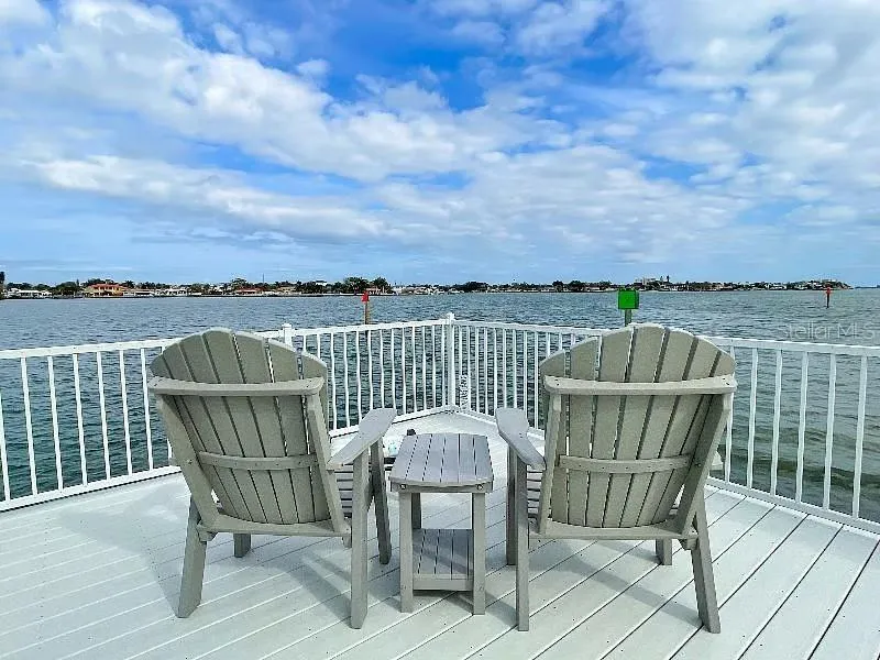 Dock