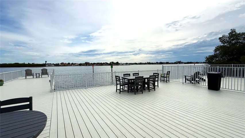 Oversized Dock