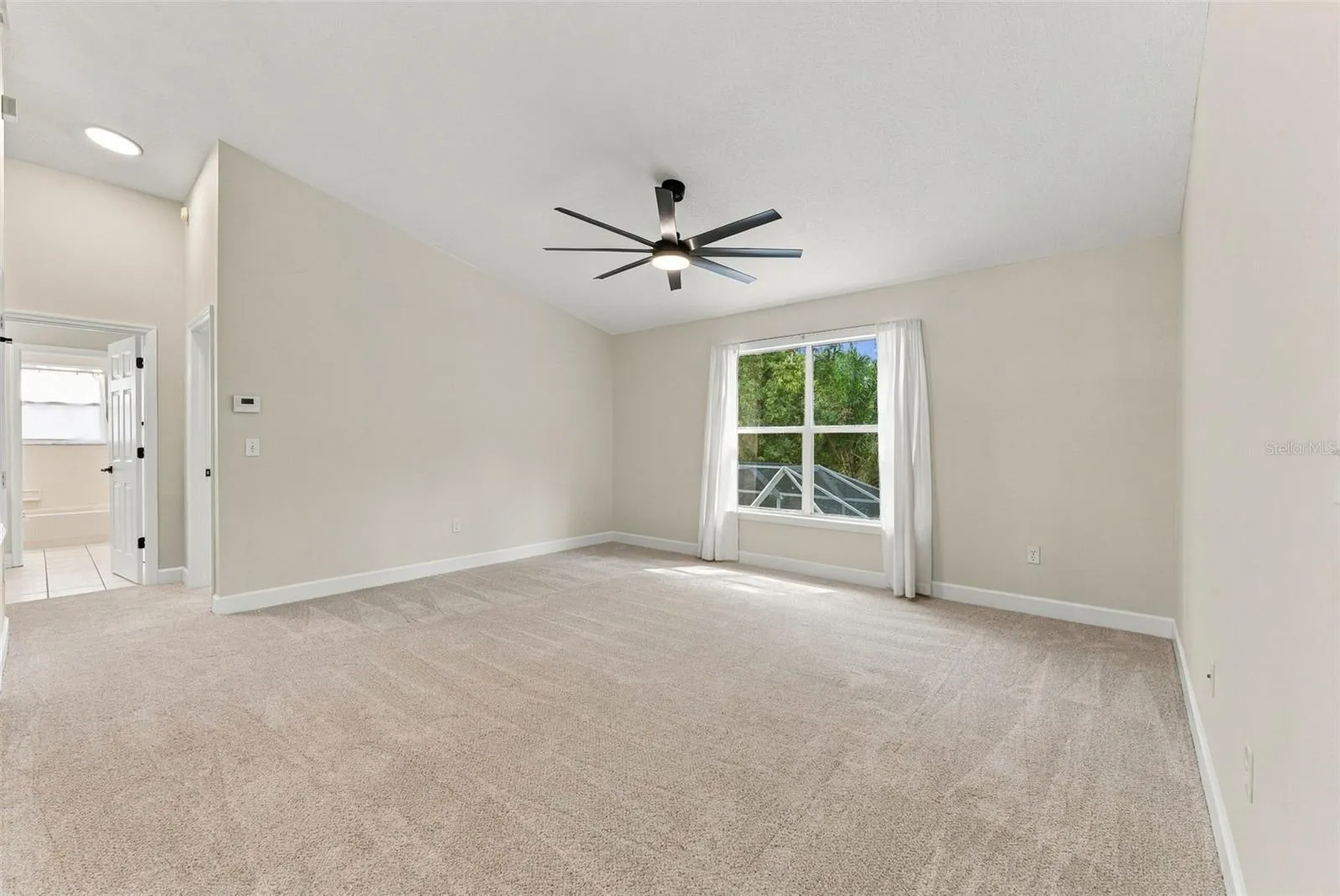 Versatile bonus room/loft perfect for hobbies, activities and hanging out