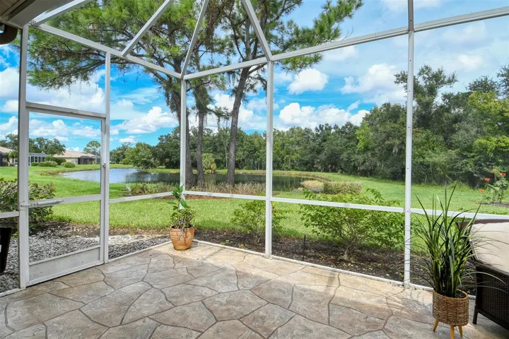 Rear Lanai