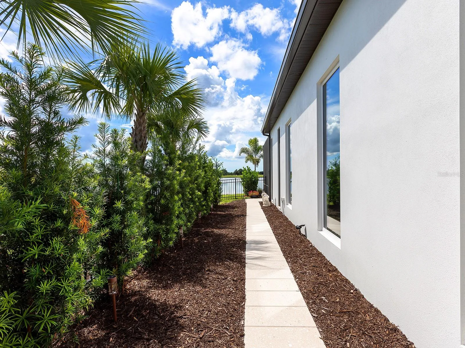 Private walkway from primary suite to the lanai