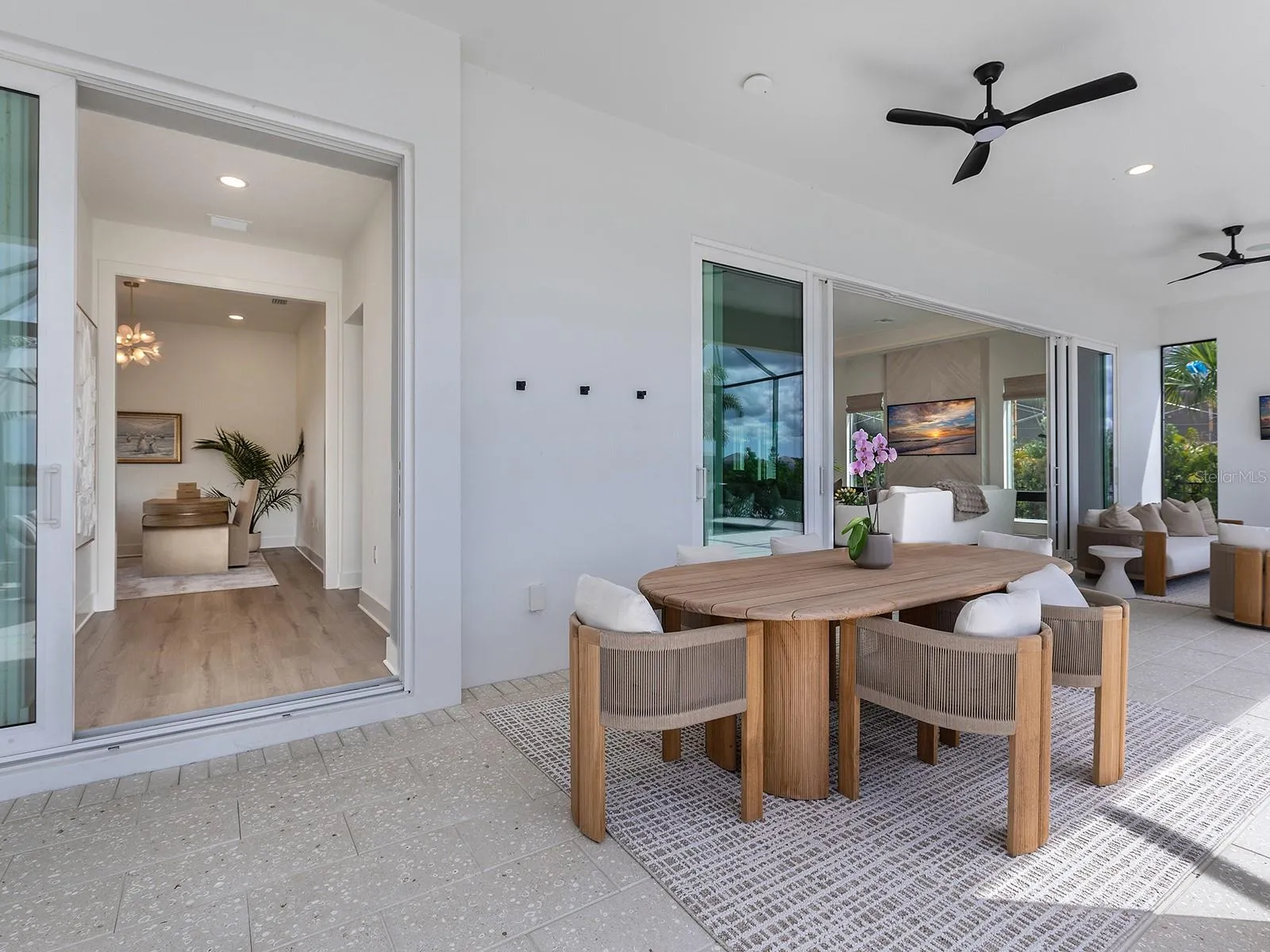 Sliders to the full pool bathroom