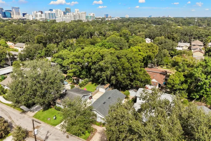 Minutes from downtown Orlando