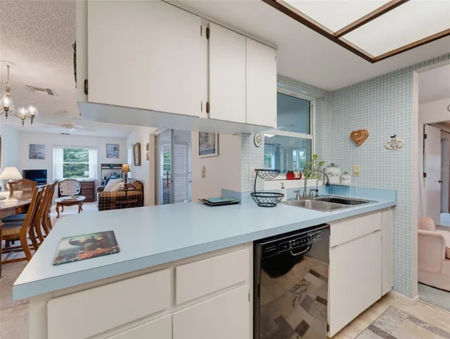 Lots of counter space too!