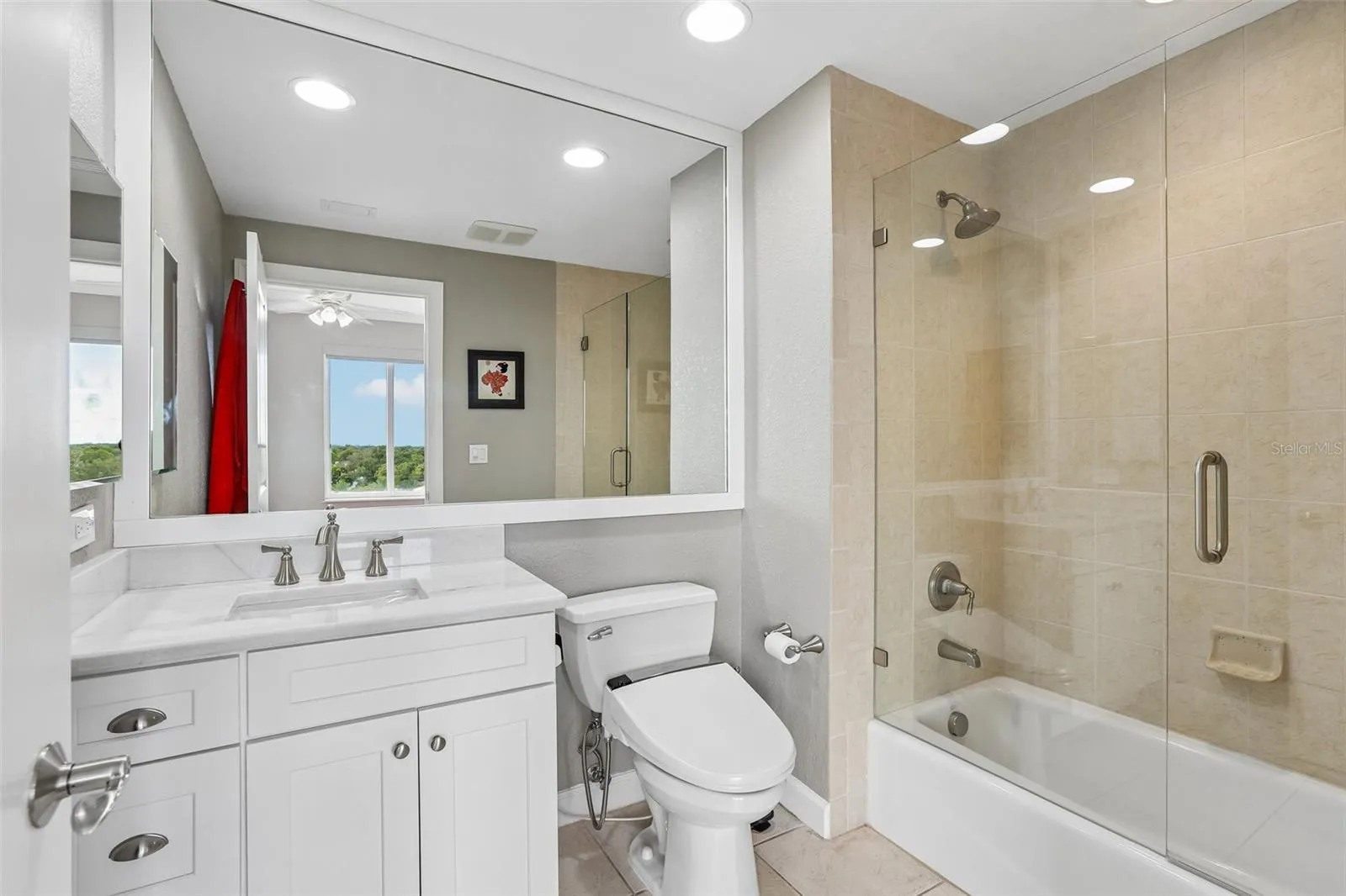 En SUite Bathroom