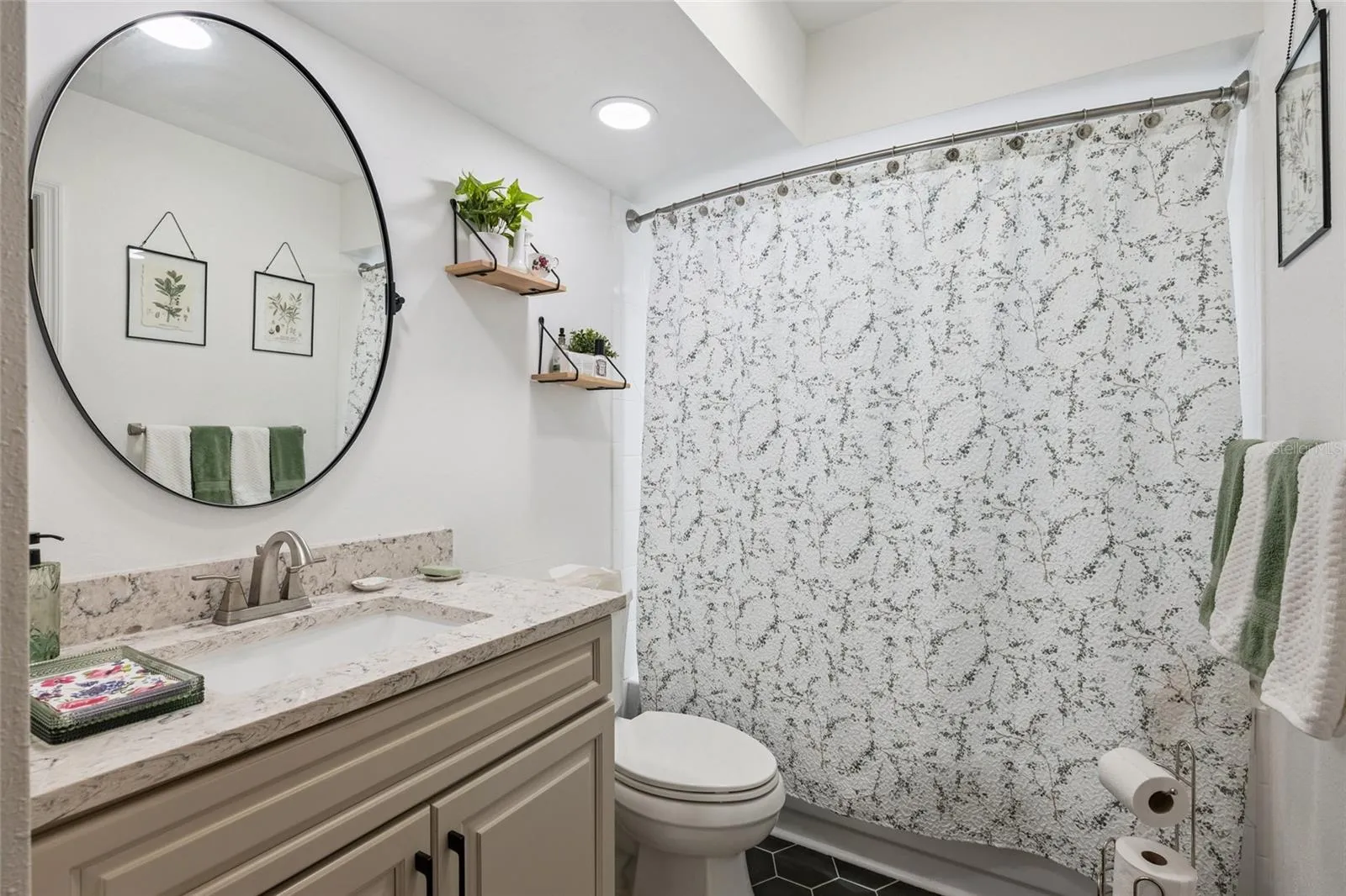 Secondary bathroom