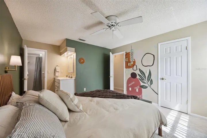 Primary room with ensuite bath