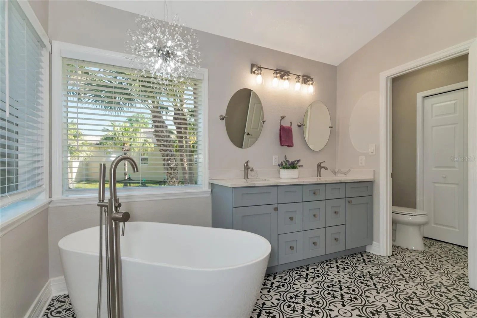 Primary bath