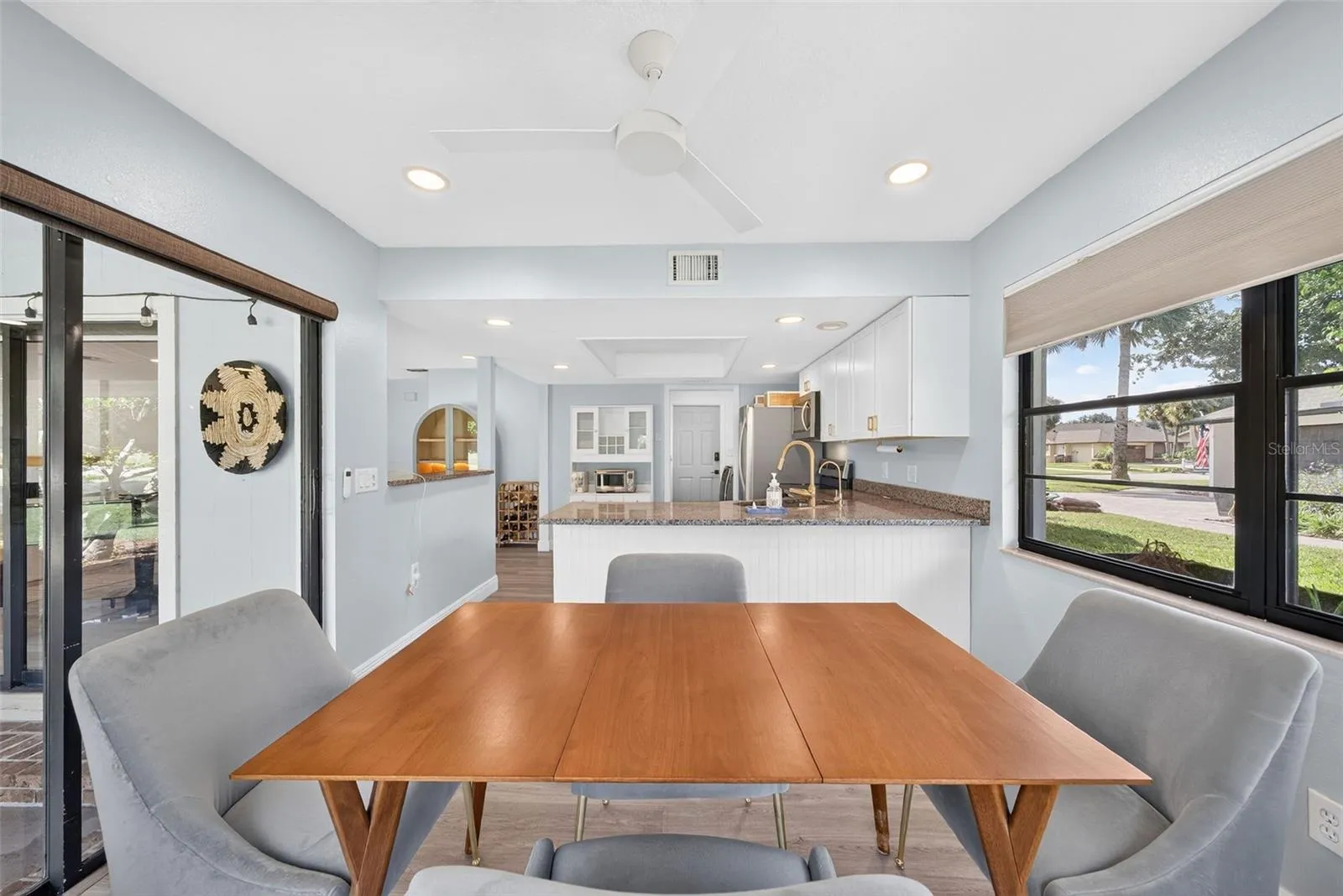 Breakfast Nook