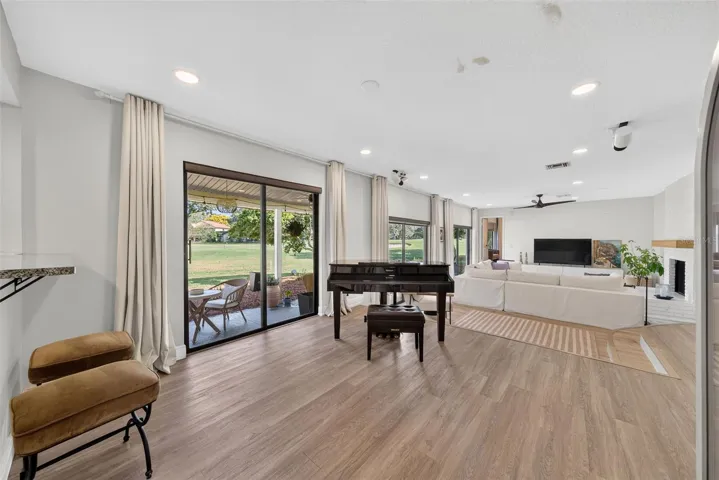 Dining/Living