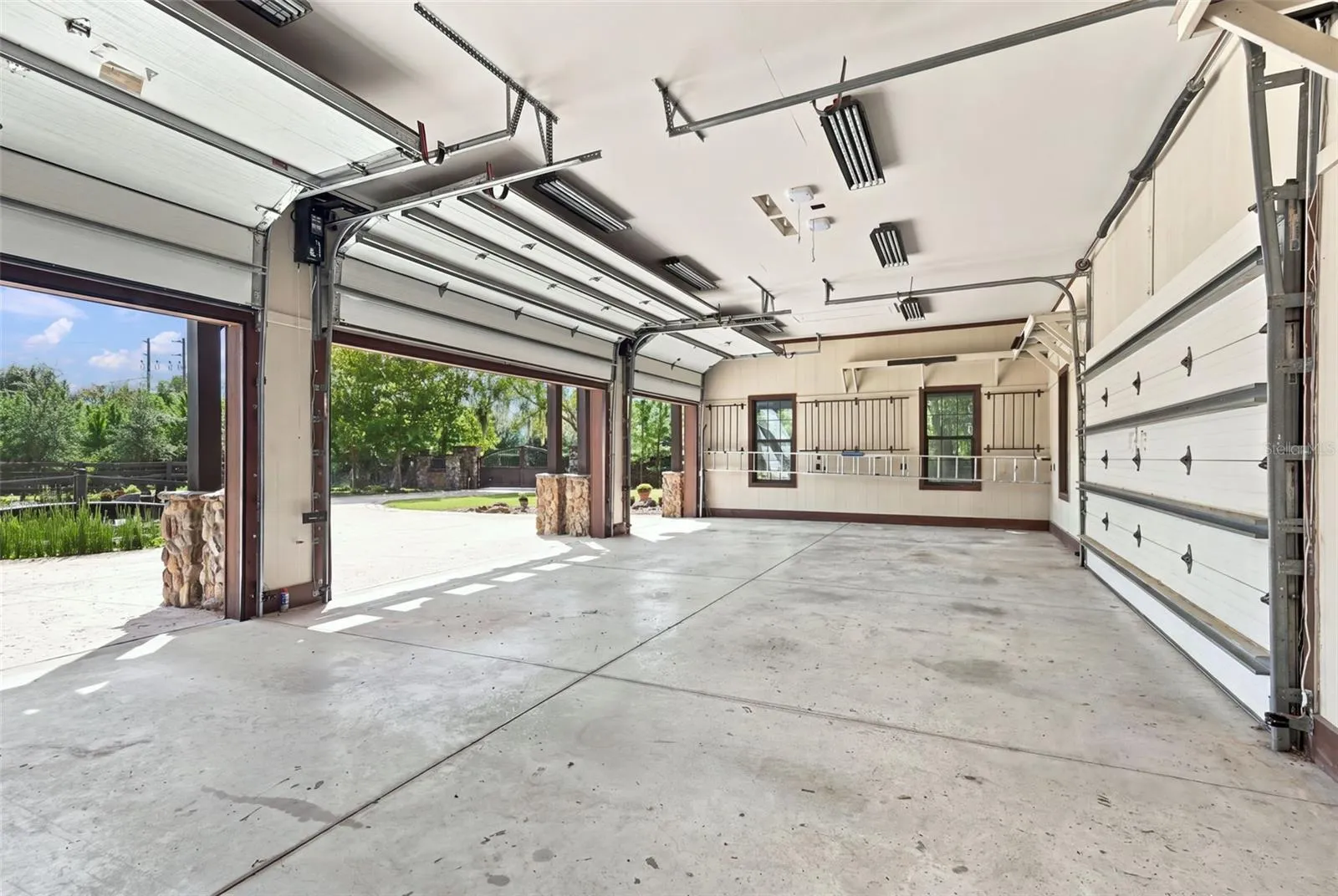 4 car garage