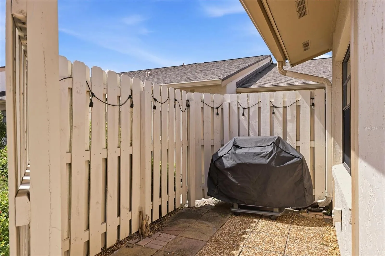 Front  Privacy