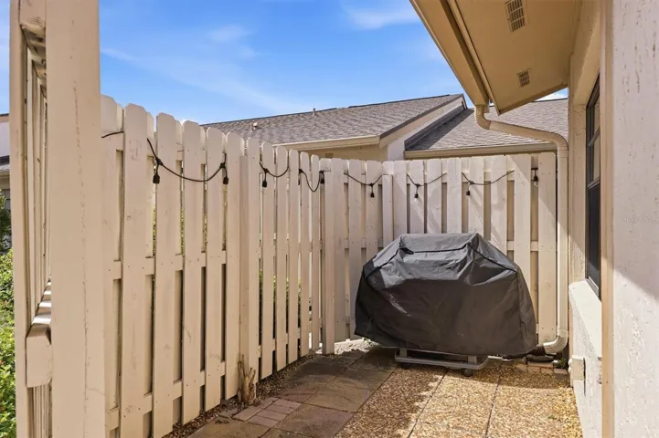 Front  Privacy