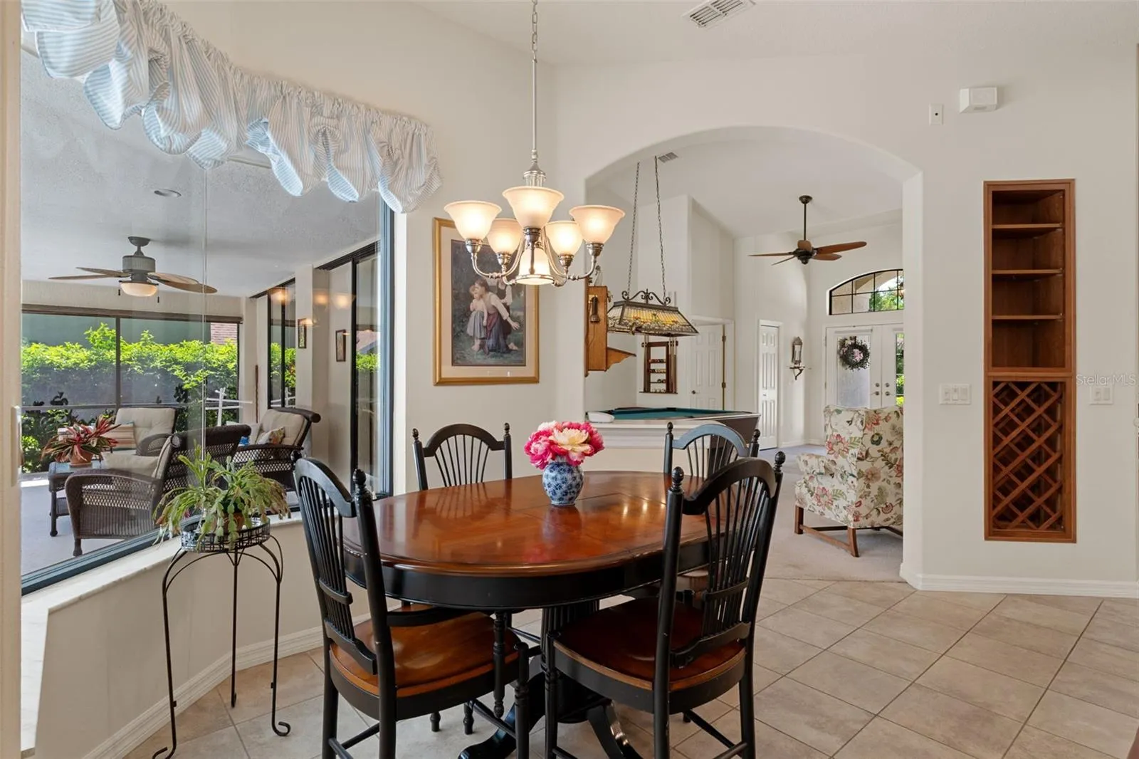 Breakfast Nook