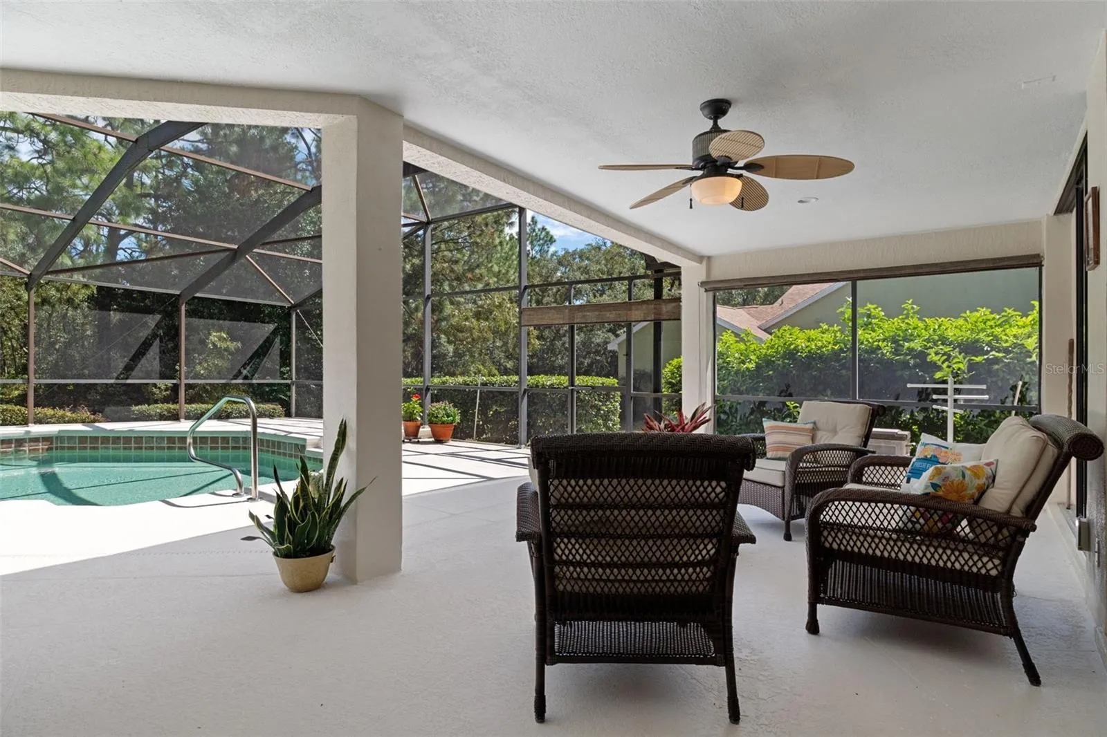 Lanai / Pool