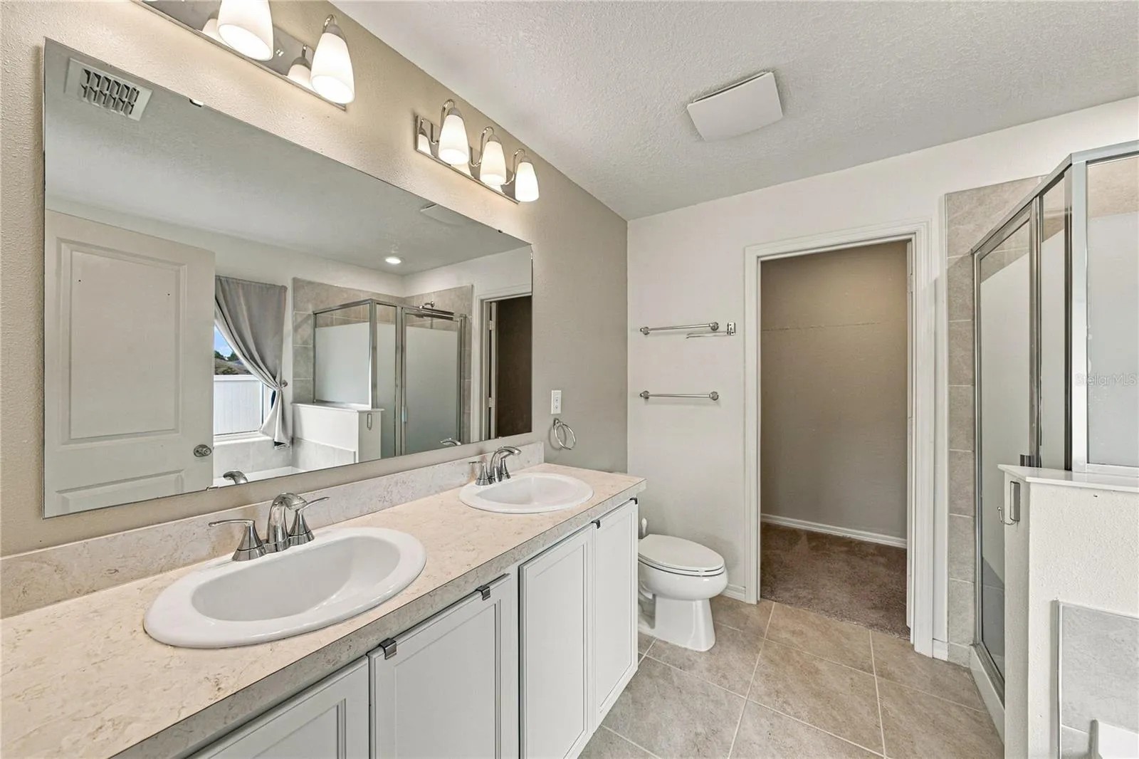 PrimaryBathroom_Dual Sink