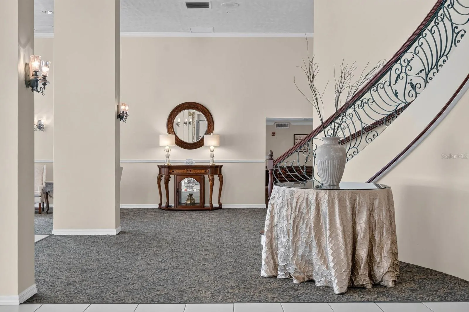 ENTRY TO GRAND BALLROOM