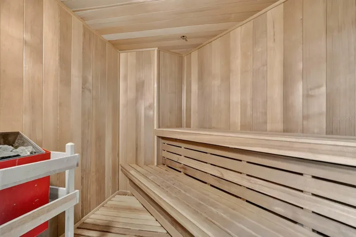 SAUNA