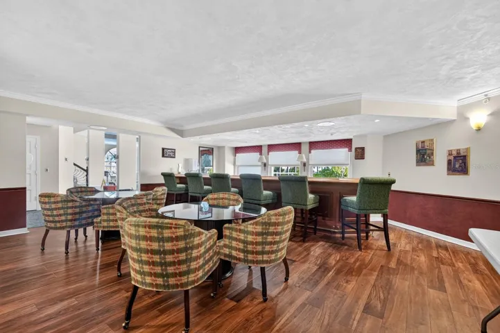 BAR ROOM