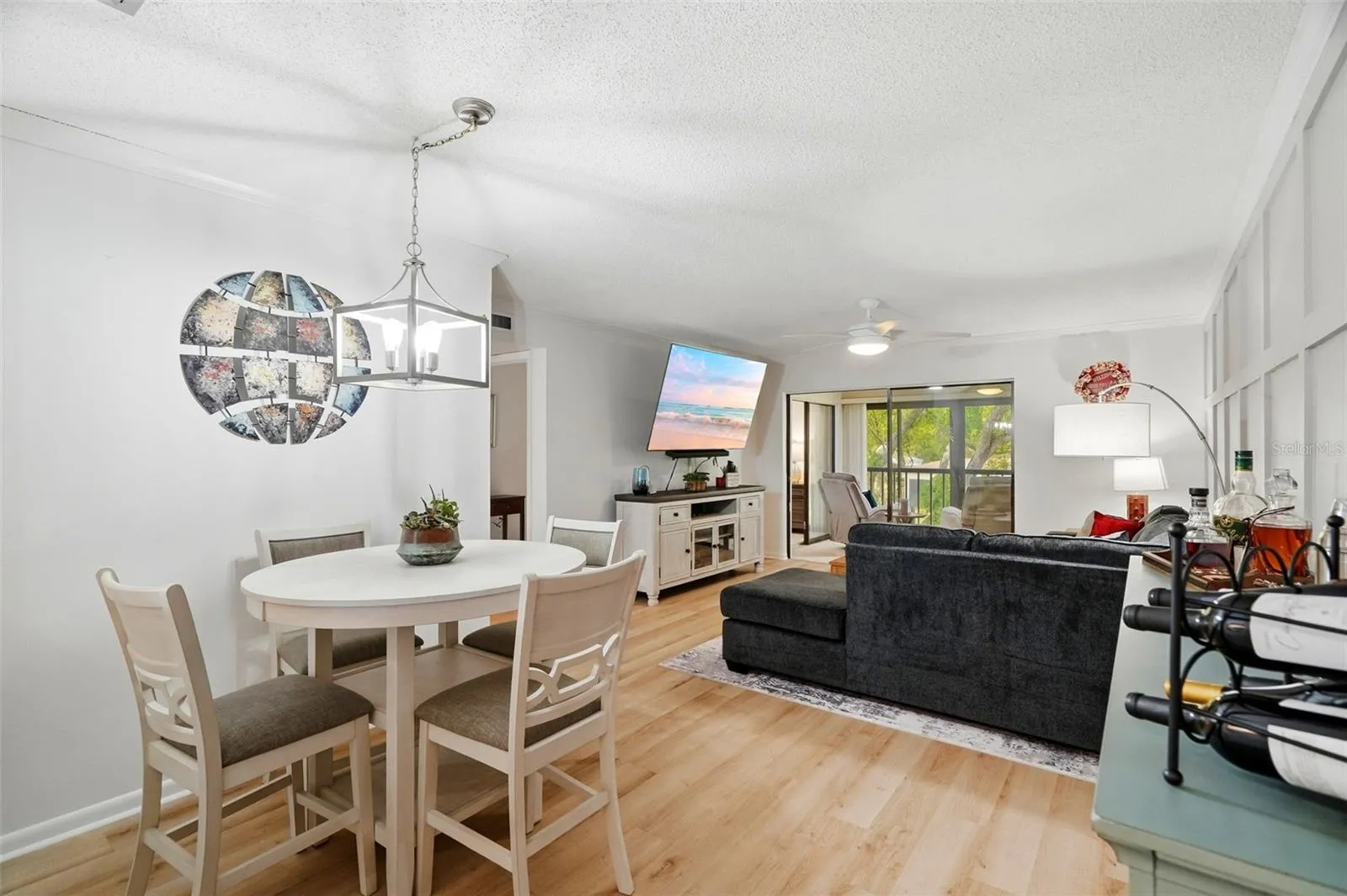 Dining/Living Area